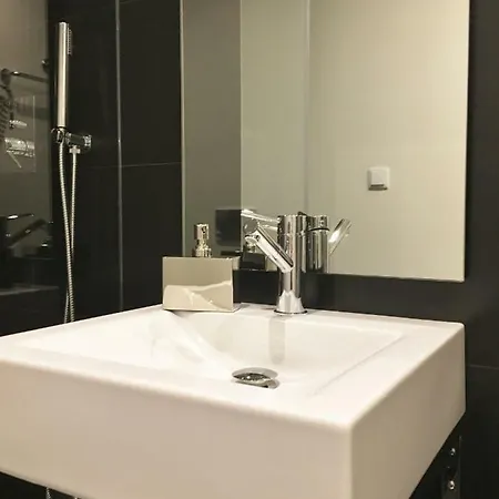 Finestay Bica Appartement *