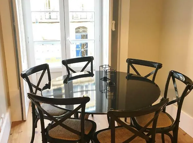 Finestay Bica