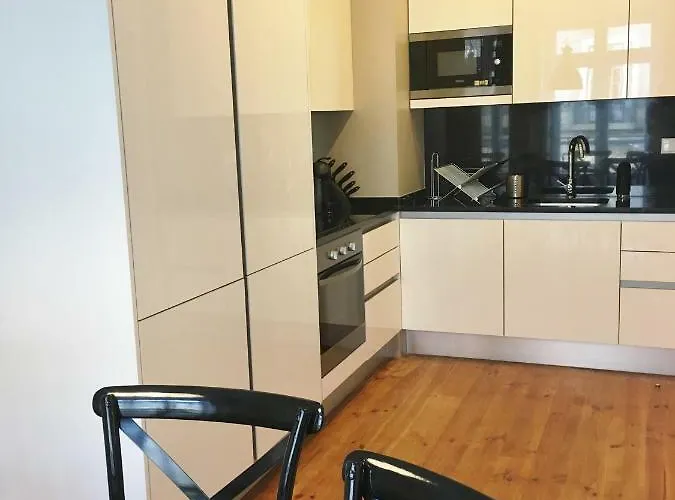 Finestay Bica 아파트